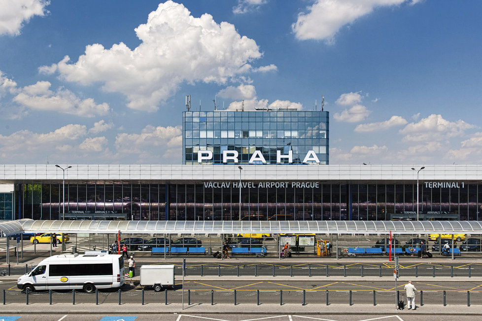 2750594-img-letiste-praha-v0